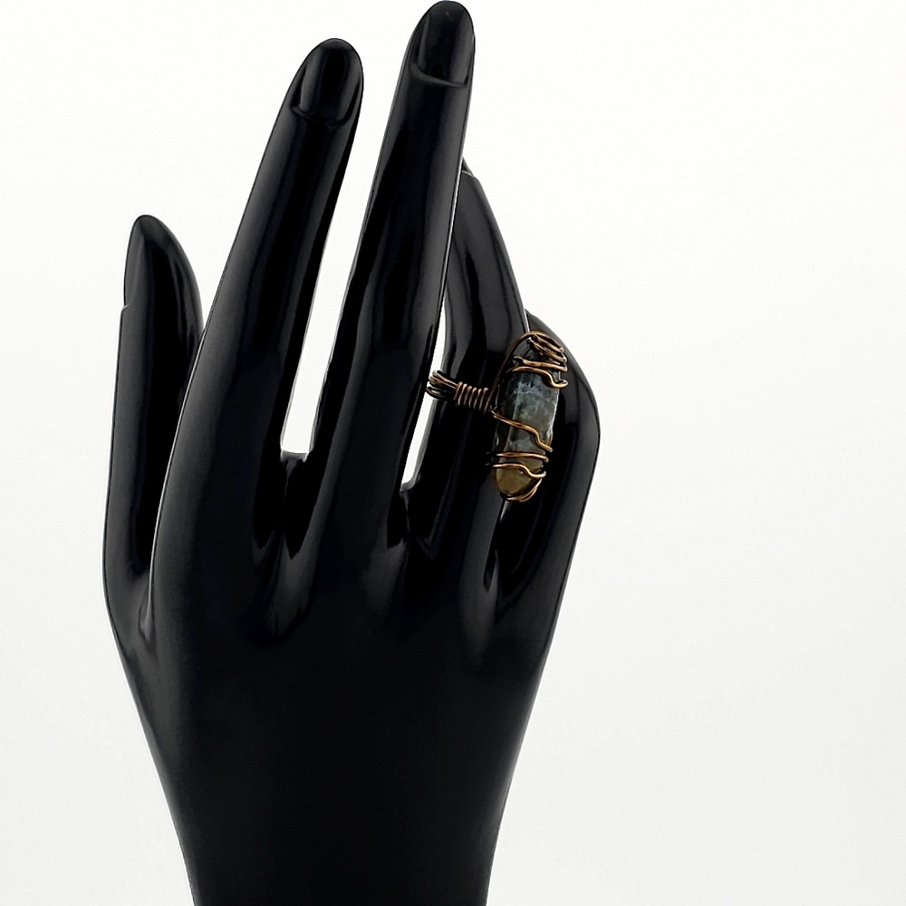 Gorgeous✨Earthy🌍Handmade 'Asase Ya Wire-wrapped Ring'🏞️ - Picture 2 of 4